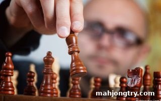 大小球扑克协同策略全解析：麻将胡了2试玩教你团队作战技巧